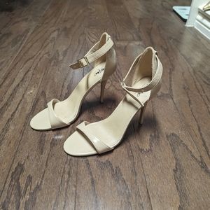 Mossimo tan heel sandals